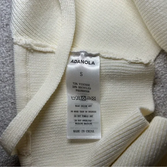 Adanola Crop Top and Biker Shorts Set Cream Size Small - Picture 6 of 14